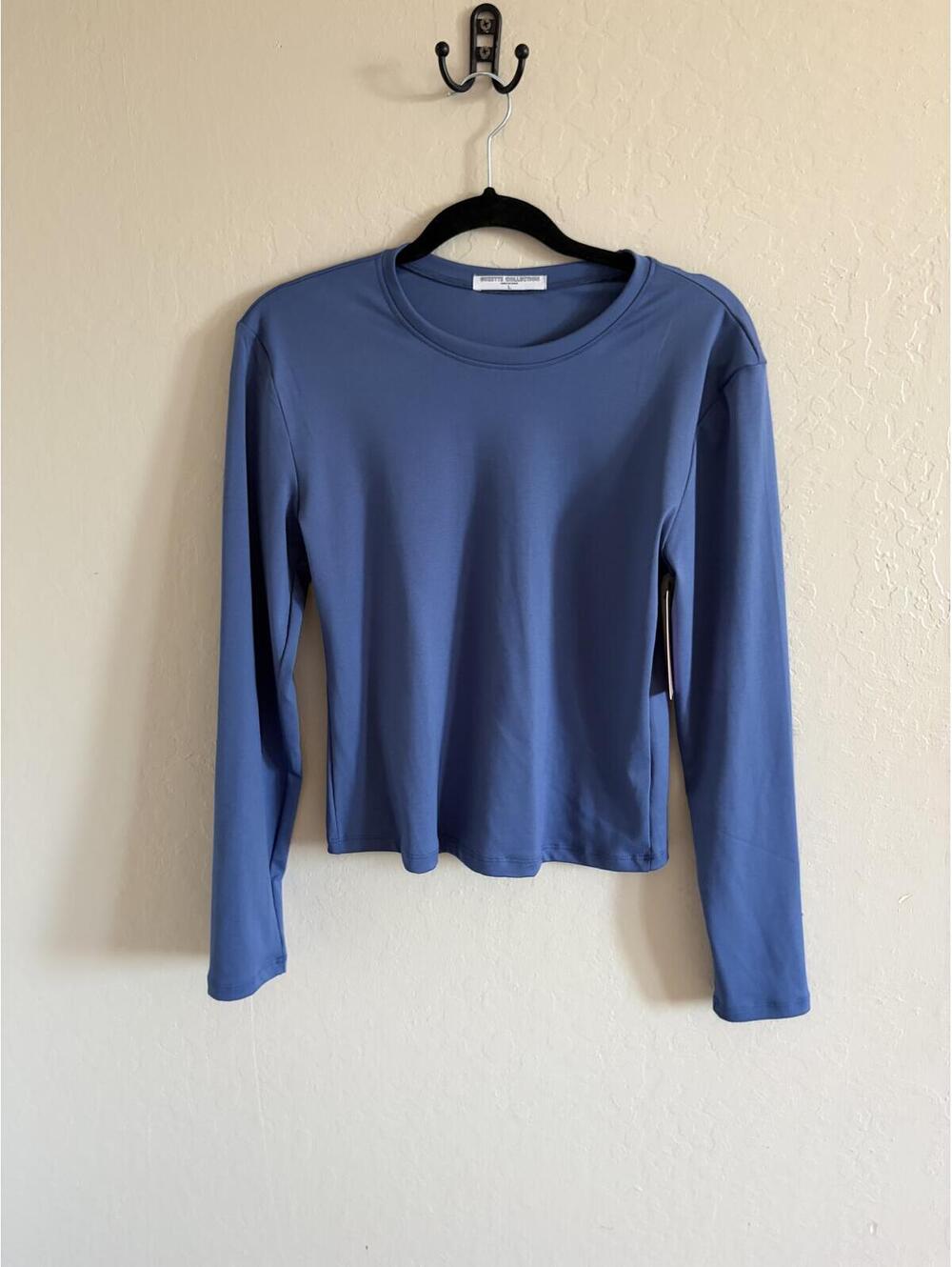 New Suzette collection active top